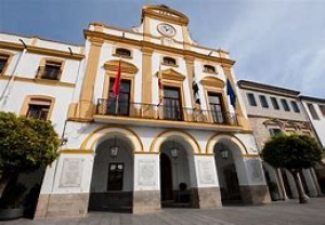 Ayuntamiento de Mérida: Nombramiento de dos oficiales de policía como funcionarios de carrera