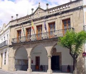 Ayuntamiento de Villanueva de la Serena: Admitidos definitivos, Tribunal y fecha examen de una plaza de Guarda Rural